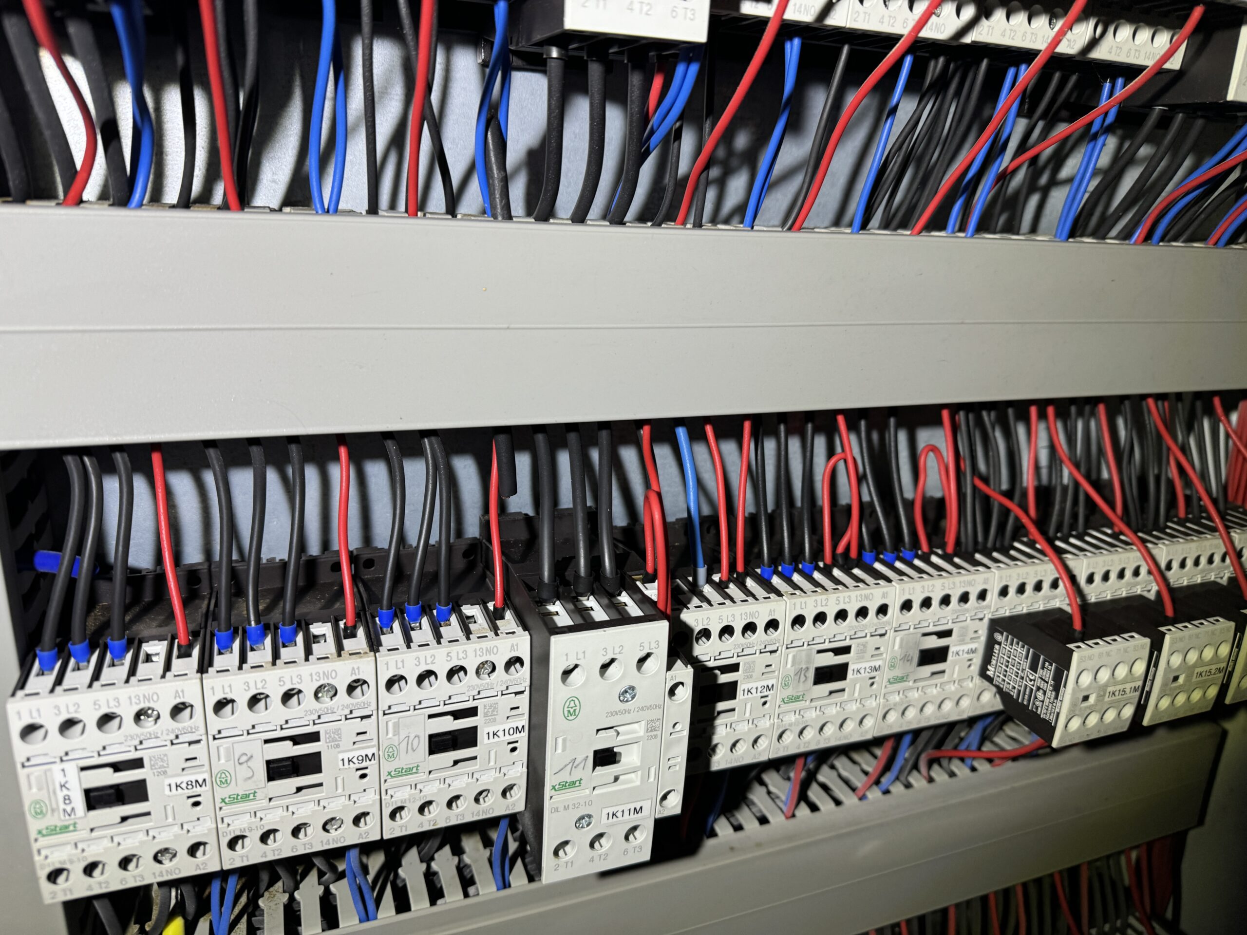 Trockeneisreinigung Schaltschrank Nachher